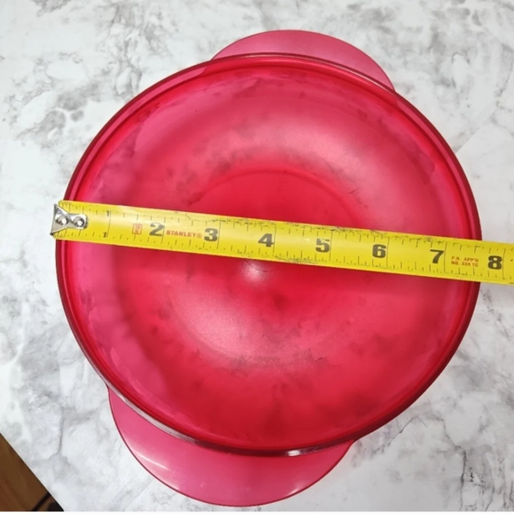 Vintage Red Tupperware 0.7L Microwave Steam Vent Bowl Round